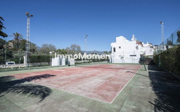 Wiederverkauf - Villa - Estepona  - New Golden Mile