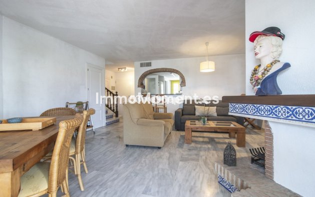 Wiederverkauf - Reihenhaus - Estepona  - Estepona Centro