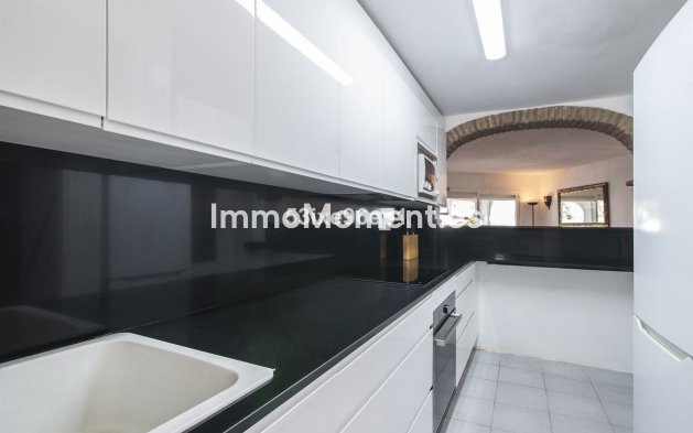 Wiederverkauf - Reihenhaus - Estepona  - Estepona Centro