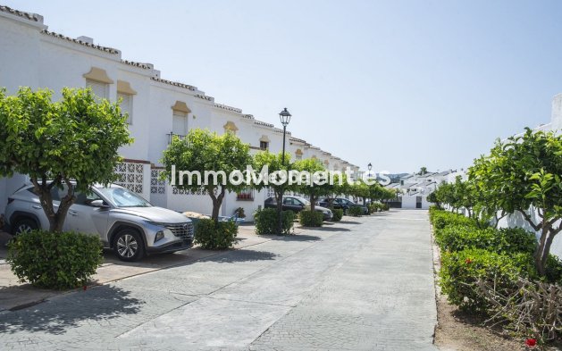 Wiederverkauf - Reihenhaus - Estepona  - Estepona Centro