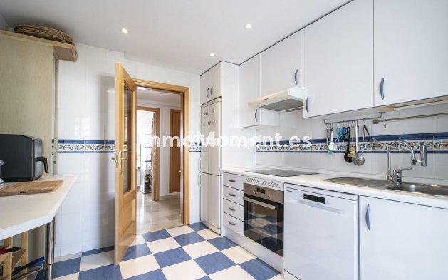 Wiederverkauf - Wohnung - Estepona  - Selwo