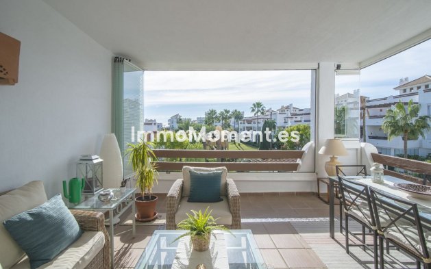 Wiederverkauf - Wohnung - Estepona  - Selwo