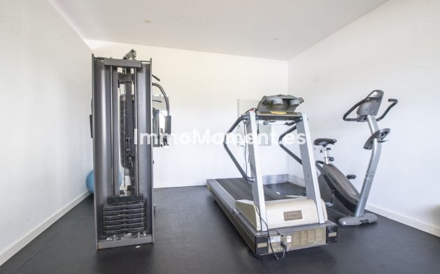 Wiederverkauf - Wohnung - Estepona  - Selwo