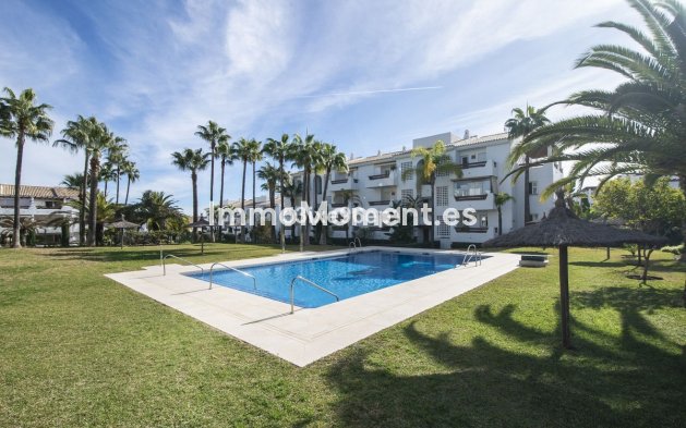 Wiederverkauf - Wohnung - Estepona  - Selwo