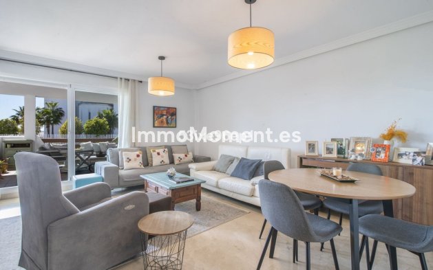 Wiederverkauf - Wohnung - Estepona  - Selwo