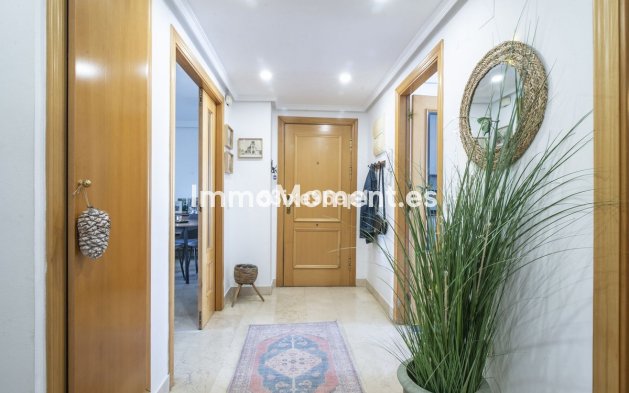 Wiederverkauf - Wohnung - Estepona  - Selwo