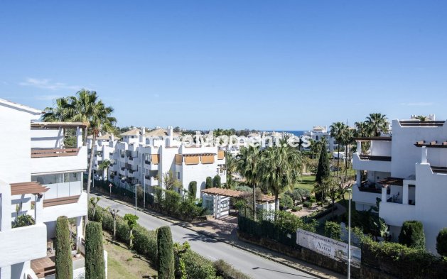 Wiederverkauf - Wohnung - Estepona  - Selwo