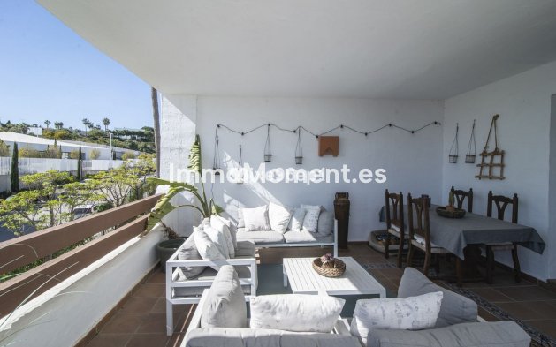 Wiederverkauf - Wohnung - Estepona  - Selwo