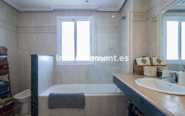 Wiederverkauf - Wohnung - Estepona  - Selwo