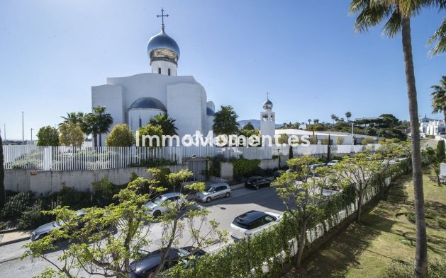 Wiederverkauf - Wohnung - Estepona  - Selwo