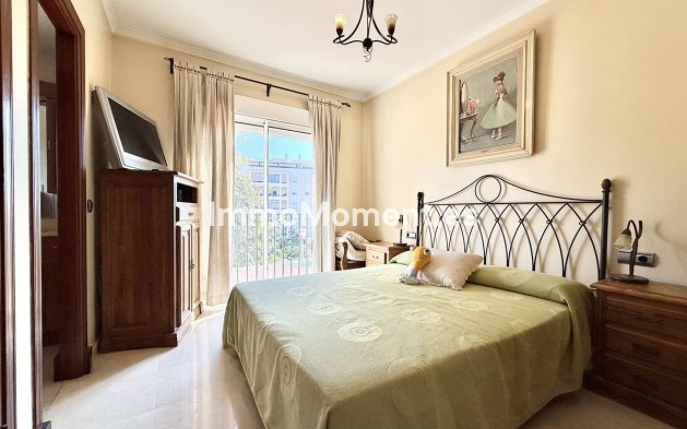 Revente - Villa - Estepona  - Estepona Centro