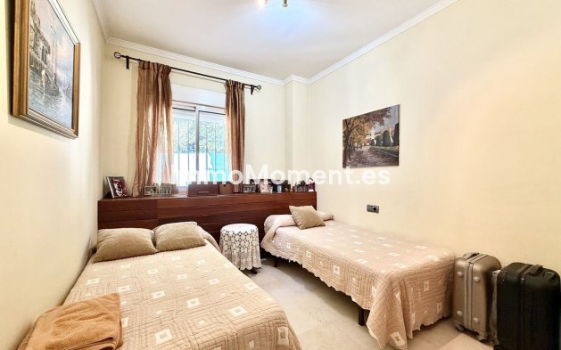 Revente - Villa - Estepona  - Estepona Centro