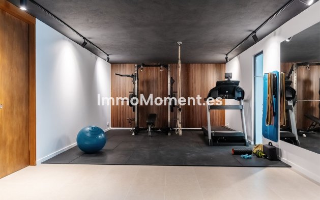 Wiederverkauf - Villa - Marbella - Nueva Andalucía