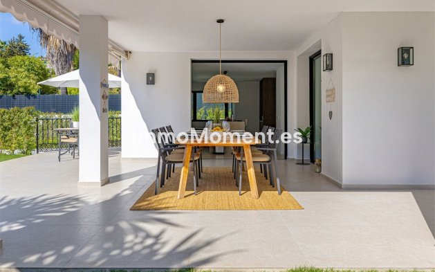 Wiederverkauf - Villa - Marbella - Nueva Andalucía