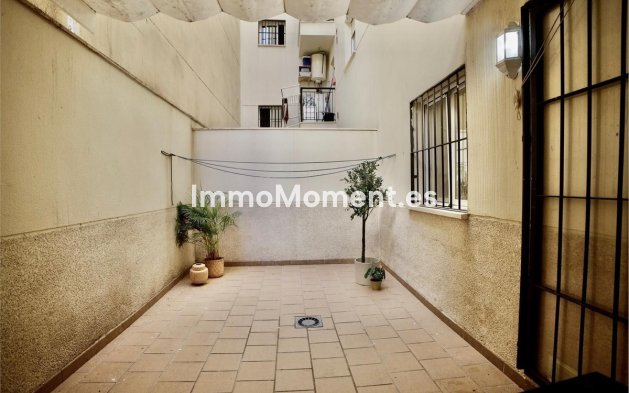 Wiederverkauf - Wohnung - Estepona  - Estepona Centro