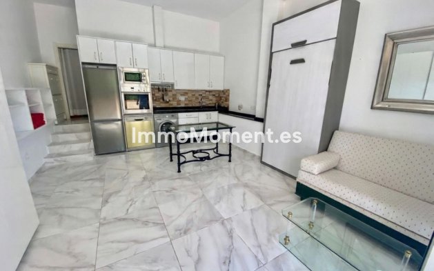 Revente - Maison mitoyenne - Estepona  - Estepona Centro