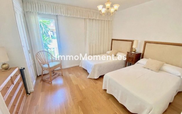 Revente - Maison mitoyenne - Estepona  - Estepona Centro