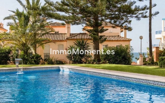 Revente - Maison mitoyenne - Estepona  - Estepona Centro