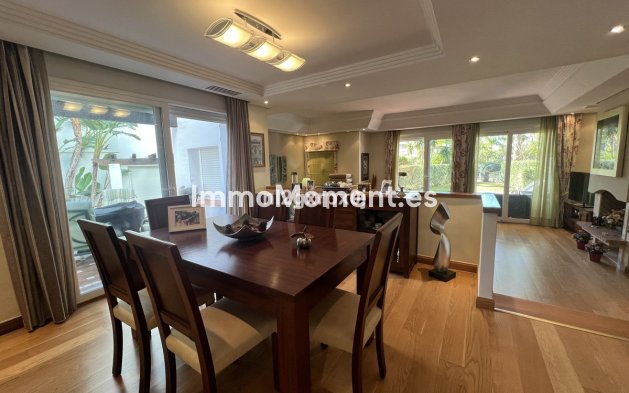 Revente - Villa - Estepona  - Costalita