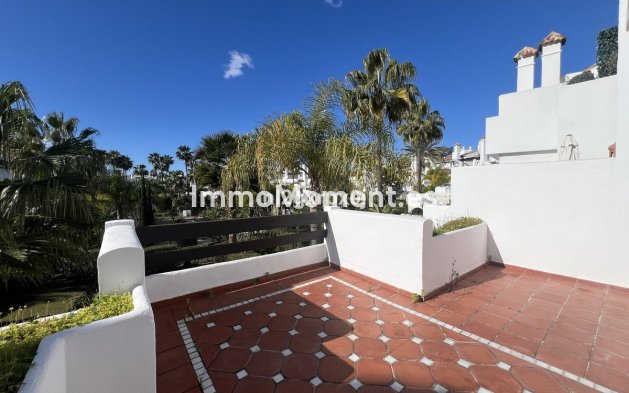 Revente - Villa - Estepona  - Costalita