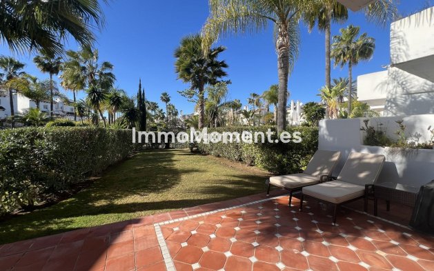 Revente - Villa - Estepona  - Costalita