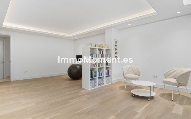 Revente - Villa - Marbella - Marbella Centro