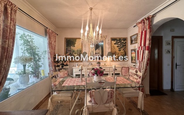 Reventa - Villa - Interior  - Monda