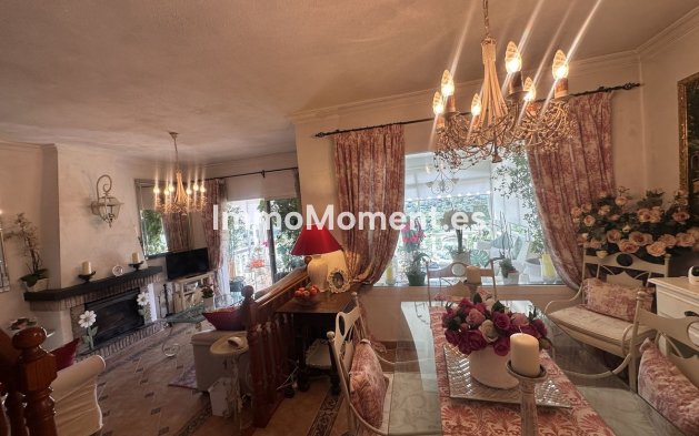 Reventa - Villa - Interior  - Monda