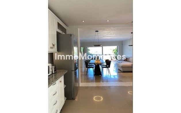 Revente - Maison mitoyenne - Intérieur                       - Istán