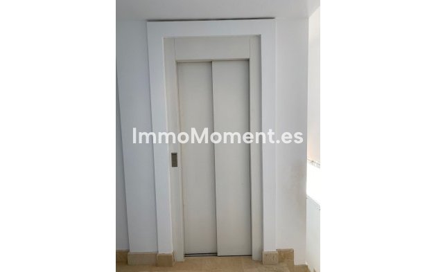 Revente - Maison mitoyenne - Intérieur                       - Istán