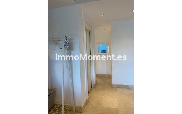 Revente - Maison mitoyenne - Intérieur                       - Istán