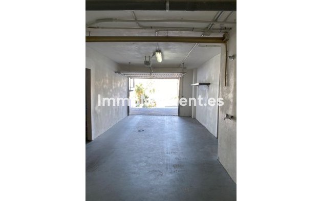 Revente - Maison mitoyenne - Intérieur                       - Istán