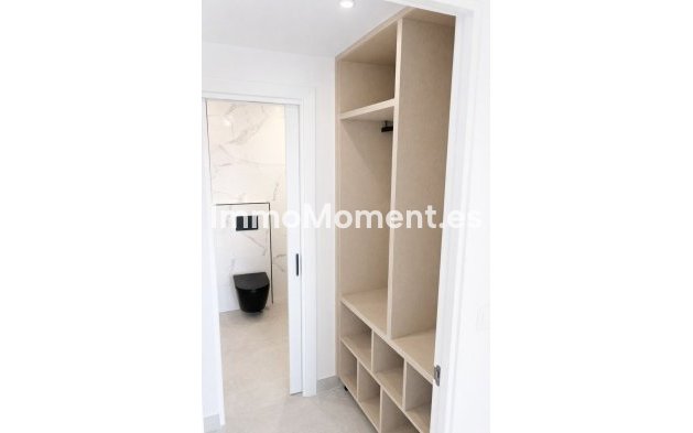 Wiederverkauf - Wohnung - Marbella - Nueva Andalucía