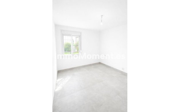 Wiederverkauf - Wohnung - Marbella - Nueva Andalucía