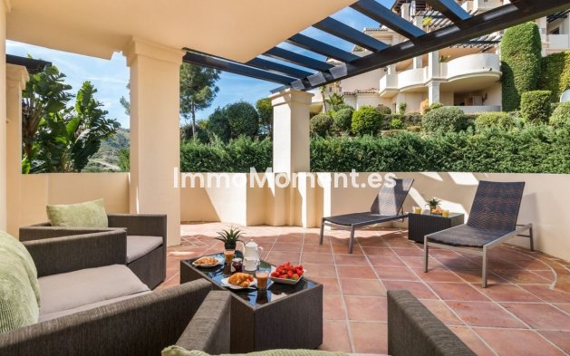 Resale - Apartment - Benahavís - Benahavís Centro