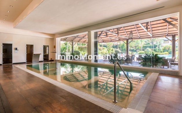 Resale - Apartment - Benahavís - Benahavís Centro