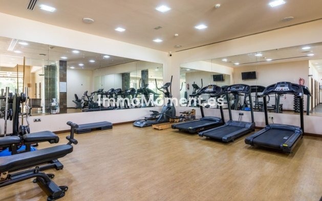 Resale - Apartment - Benahavís - Benahavís Centro