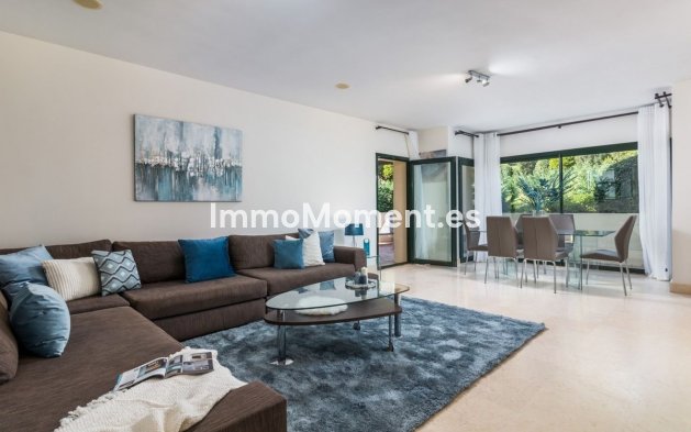 Resale - Apartment - Benahavís - Benahavís Centro