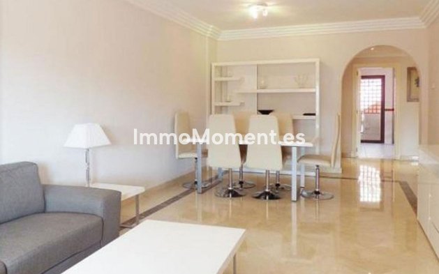 Resale - Apartment - Marbella - Puerto Banús