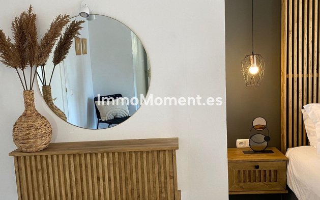 Revente - Villa - Marbella - Nueva Andalucía