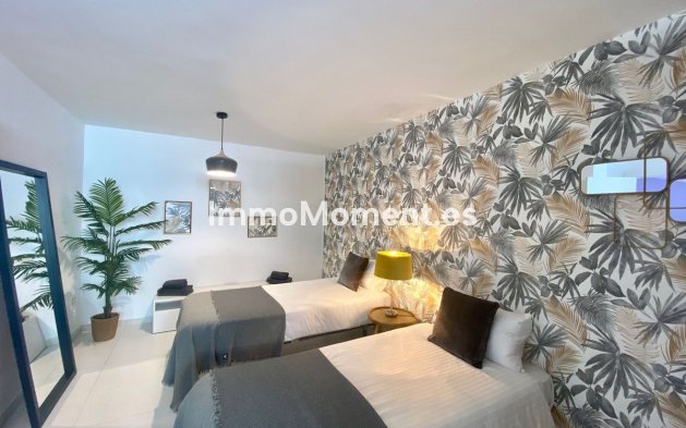 Revente - Villa - Marbella - Nueva Andalucía