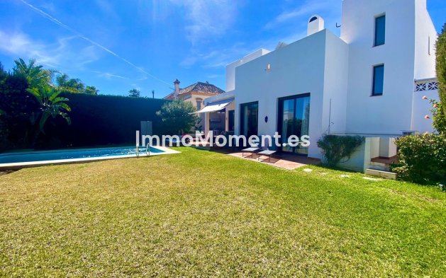 Revente - Villa - Marbella - Nueva Andalucía
