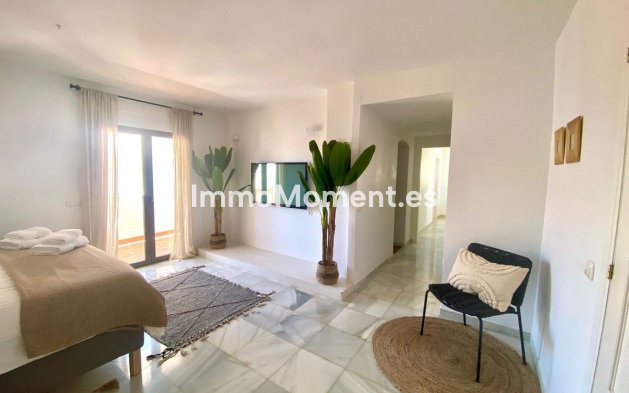 Revente - Villa - Marbella - Nueva Andalucía