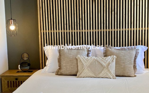 Revente - Villa - Marbella - Nueva Andalucía