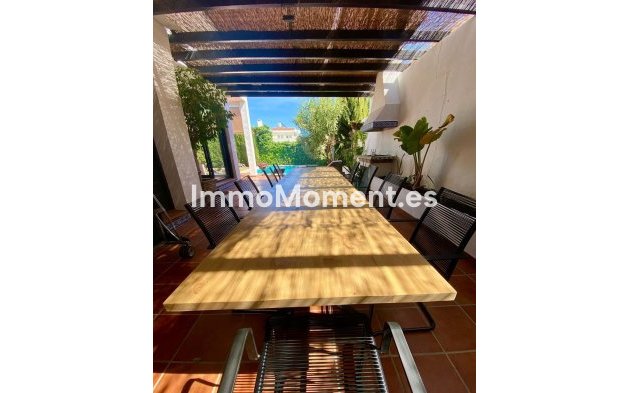 Revente - Villa - Marbella - Nueva Andalucía