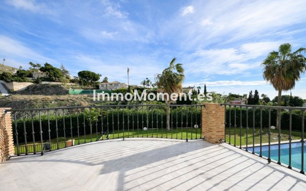 Resale - Villa - Benahavís - Benahavís Centro