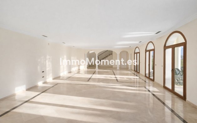 Resale - Villa - Benahavís - Benahavís Centro