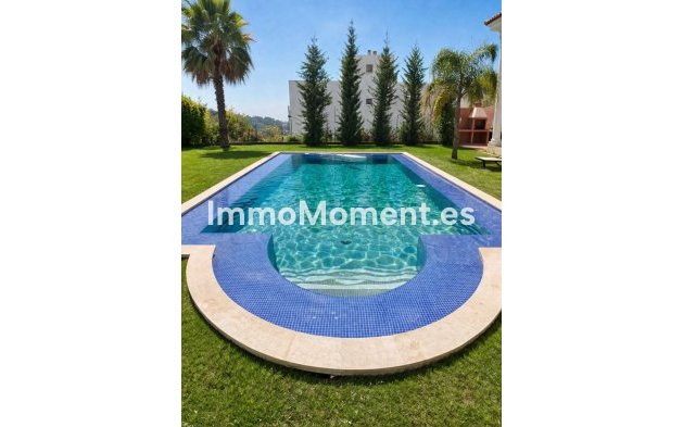 Resale - Villa - Benahavís - Benahavís Centro