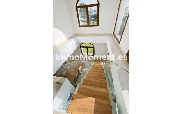 Resale - Villa - Benahavís - Benahavís Centro