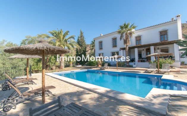 Reventa - Casa de campo - Interior  - Alora